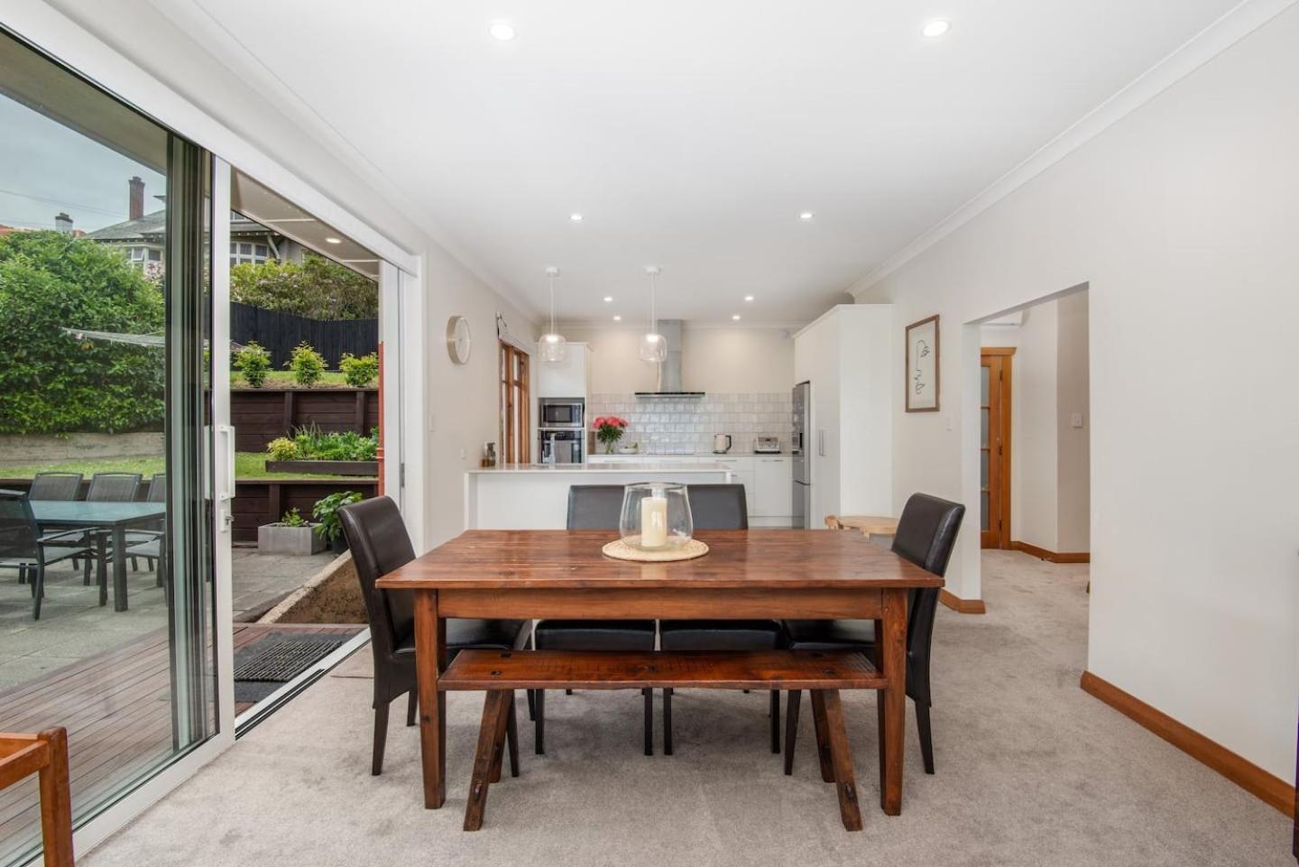 Stunning Family Home In Andersons Bay 더니든 외부 사진